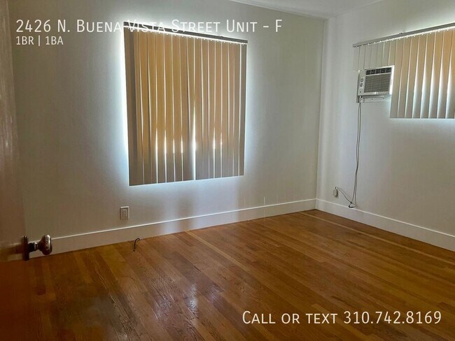 Building Photo - 2426 N Buena Vista St