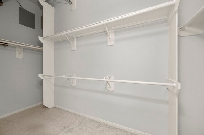 Building Photo - 10218 Garden Crossing Ln
