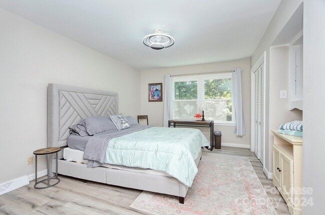 Building Photo - 629 Grandin Rd