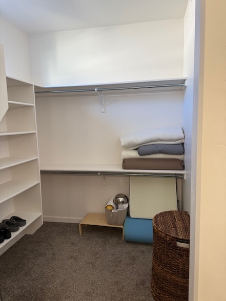 Building Photo - 2746 Storm Ave