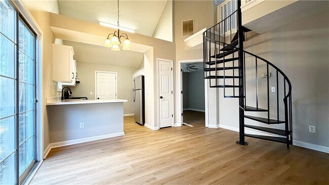 Building Photo - 2644 St Charles Ln NW