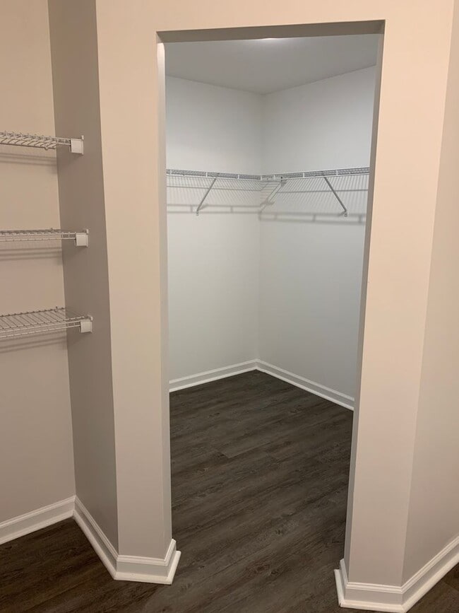 Building Photo - Now Pre-Leasing — Spacious 4 Bed, 2 Bath Home in Tucker Farms!