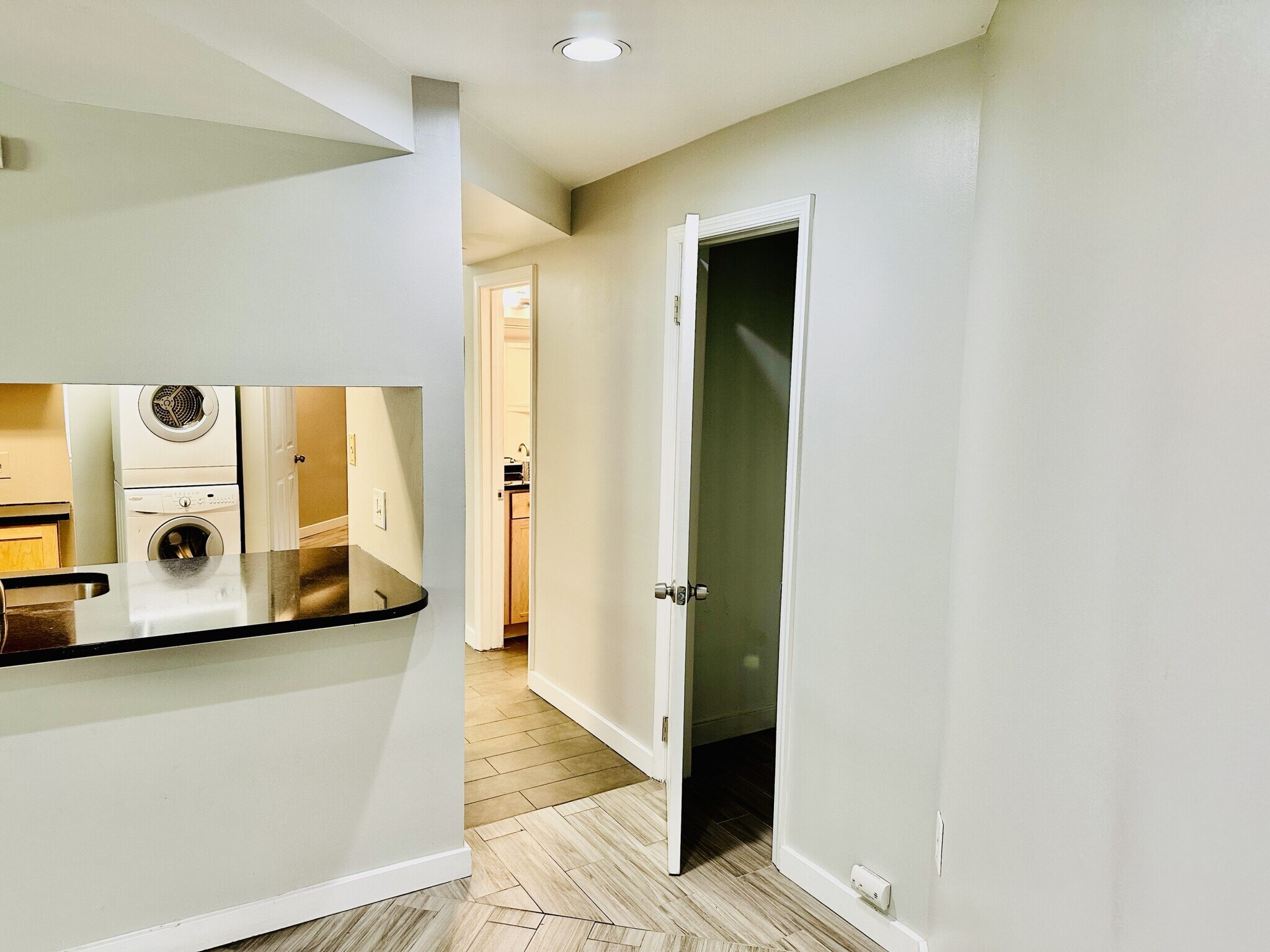 Building Photo - 2006 15th St NW