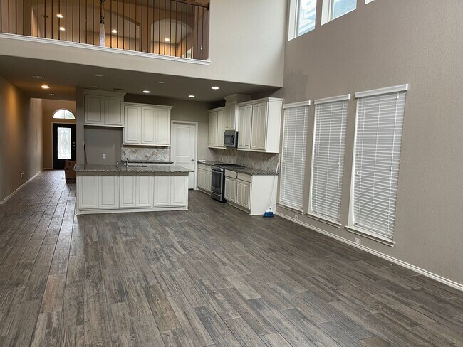 Building Photo - 14366 Palomino Pl