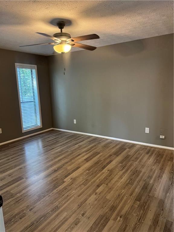 Building Photo - 903 Wynnes Ridge Cir SE