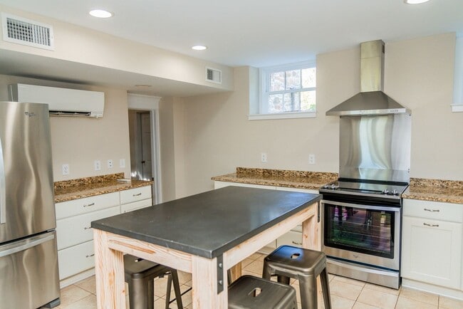 Building Photo - Historic Home Available at Foxhaven Farm