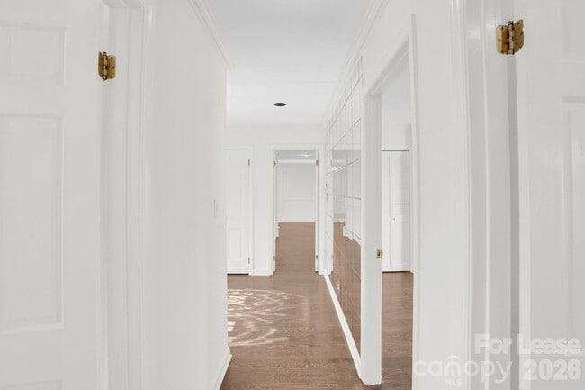 Building Photo - 408 Wilby Dr