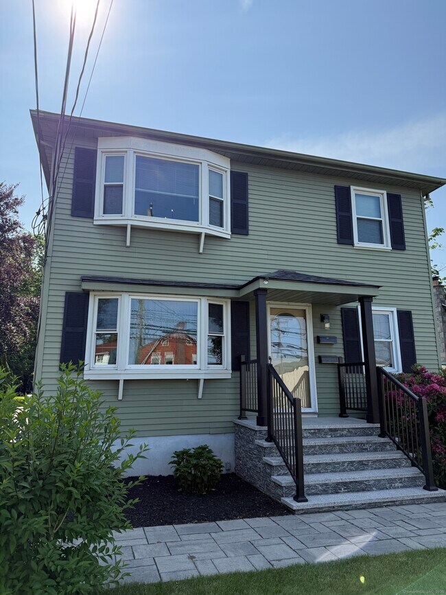 Primary Photo - 500 Farmington Ave