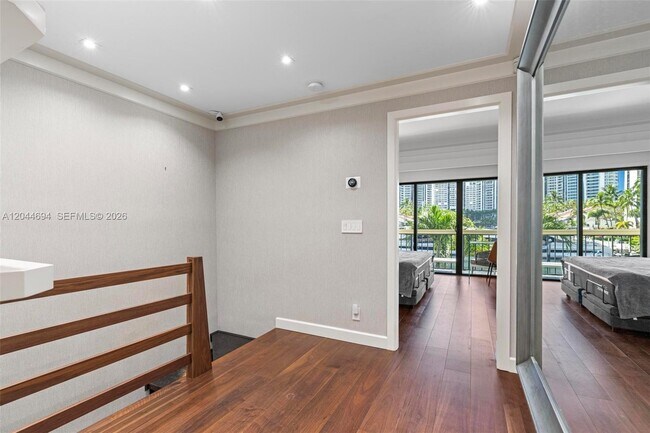 Building Photo - 21145 Helmsman Dr