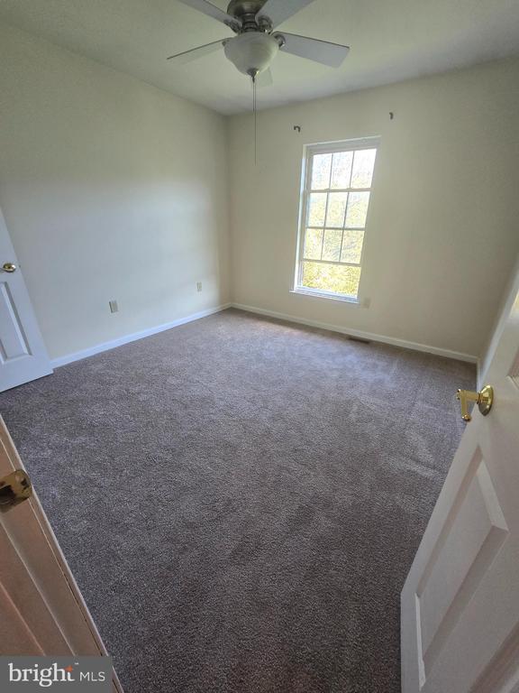 Building Photo - 471 Stonehedge Ln