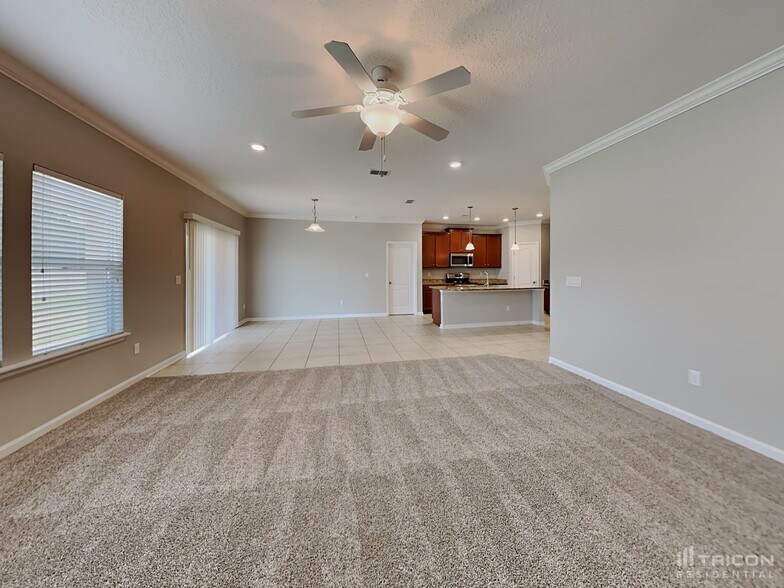 Building Photo - 10149 Dogwood Creek Dr