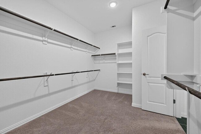 Building Photo - 1332 Ridge Runner Dr