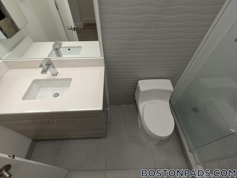 Building Photo - 1079 Commonwealth Ave