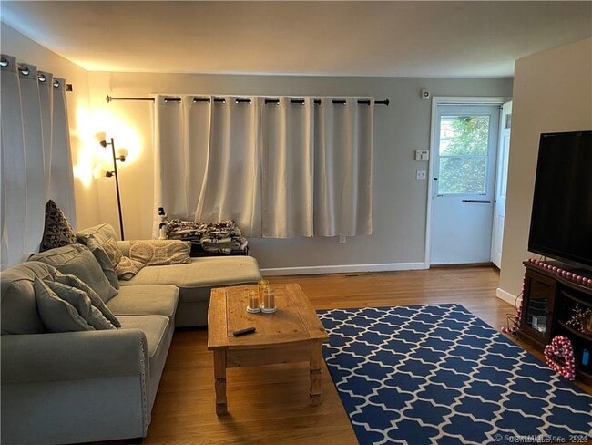 Building Photo - 46 Klarman Dr