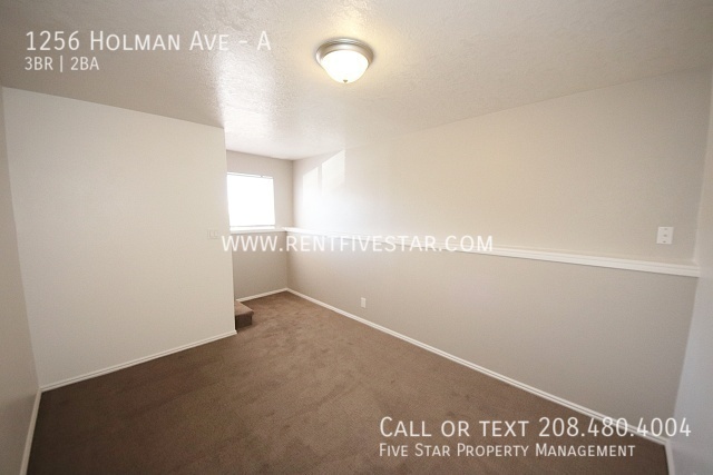 Building Photo - 1256 Holman Ave