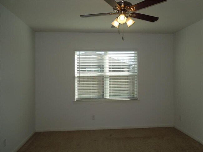 Building Photo - 10463 Red Cardinal Dr