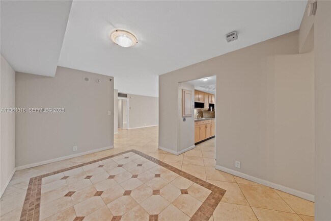 Building Photo - 4000 Towerside Terrace