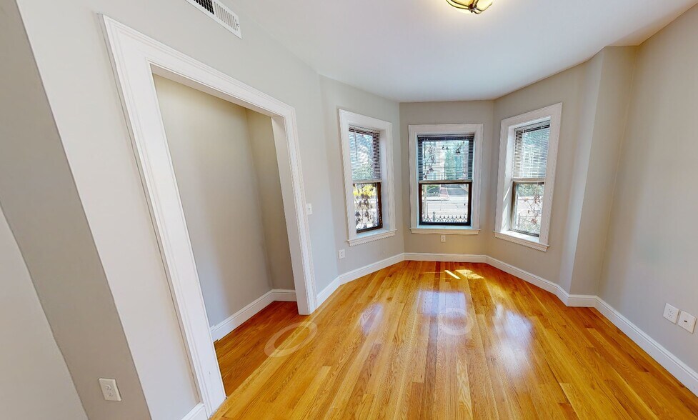 Building Photo - 908 Massachusetts Ave