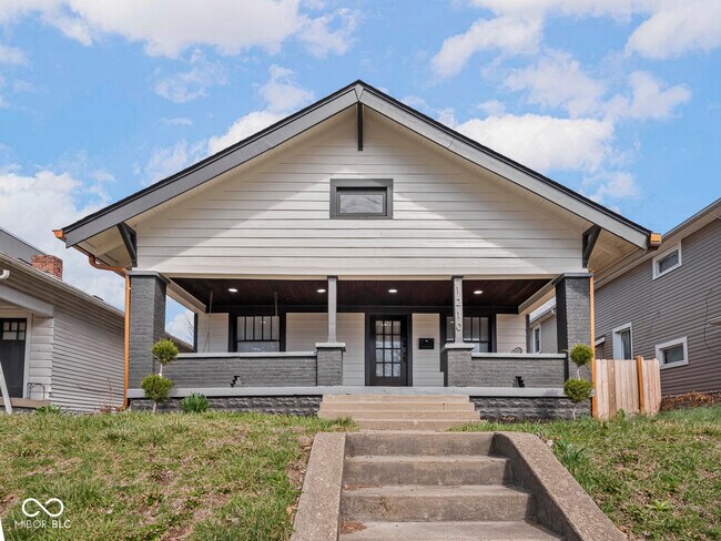 Building Photo - 1210 Finley Ave