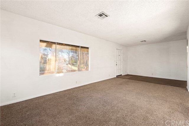Building Photo - 44568 Oak Glen Rd