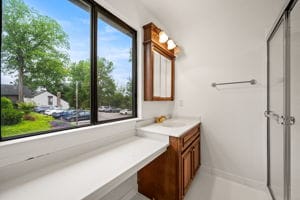 Building Photo - 132 Pinecrest Ln