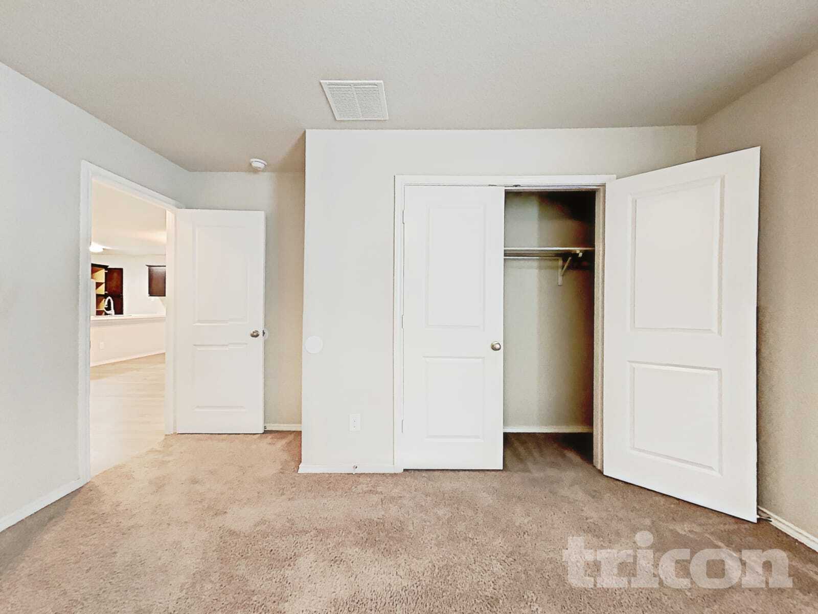Building Photo - 9736 Marbach Brk