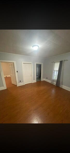 Building Photo - 347 Euclid Ave