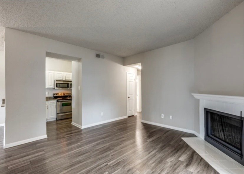 Building Photo - 14300 Tandem Blvd