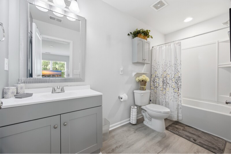 Building Photo - 173 Olde Towne Way