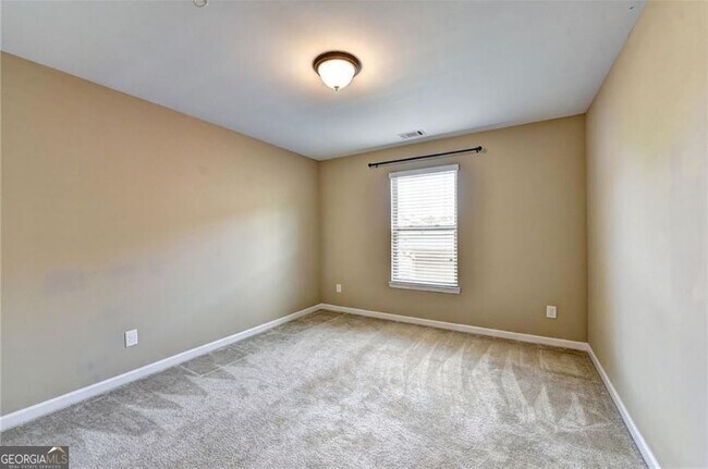 Building Photo - 5957 Stow Dr