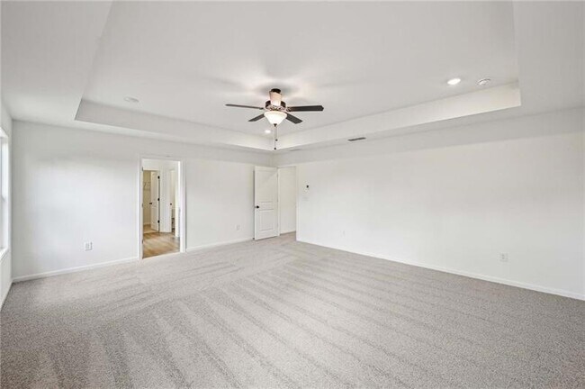 Building Photo - 564 Silverleaf Trl