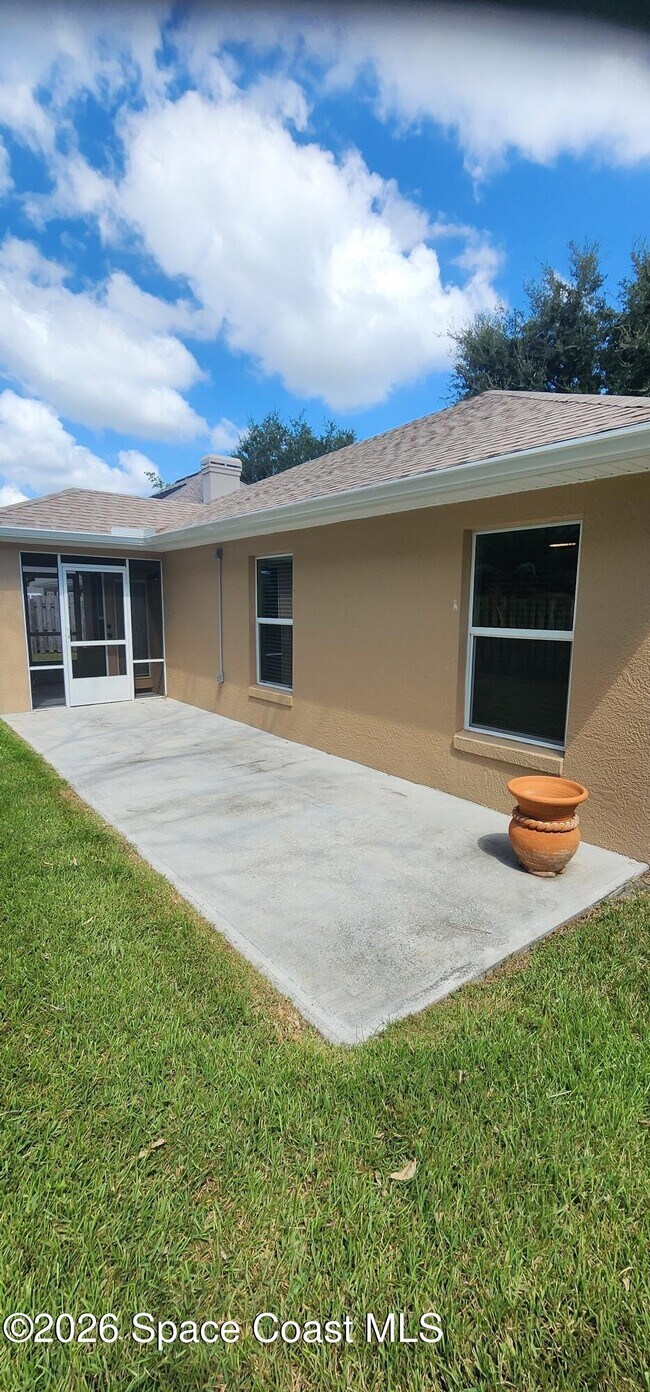 Building Photo - 428 Heathrow Cir