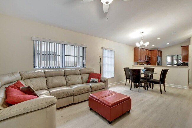 Building Photo - 8046 Summerview Terrace