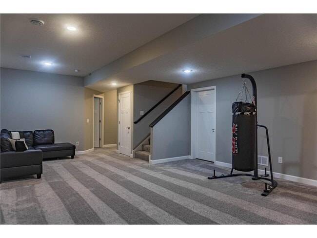 Building Photo - 1582 Edgebrook Ln