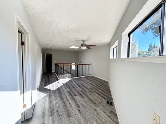 Building Photo - N. Merced: $2279 4 bedroom 2.5 bath home n...