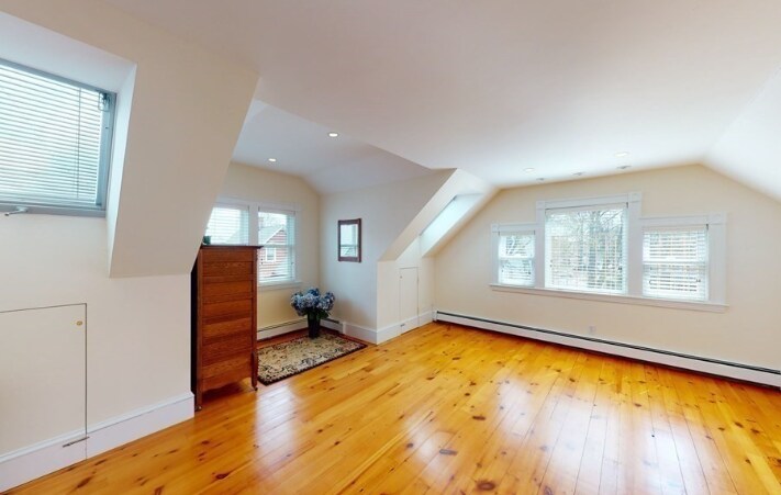 Building Photo - 52 Hillsdale Rd