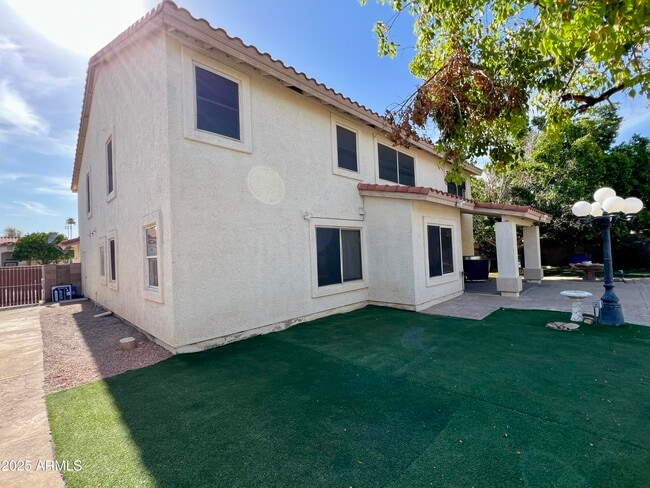 Building Photo - 12721 N 58th Dr