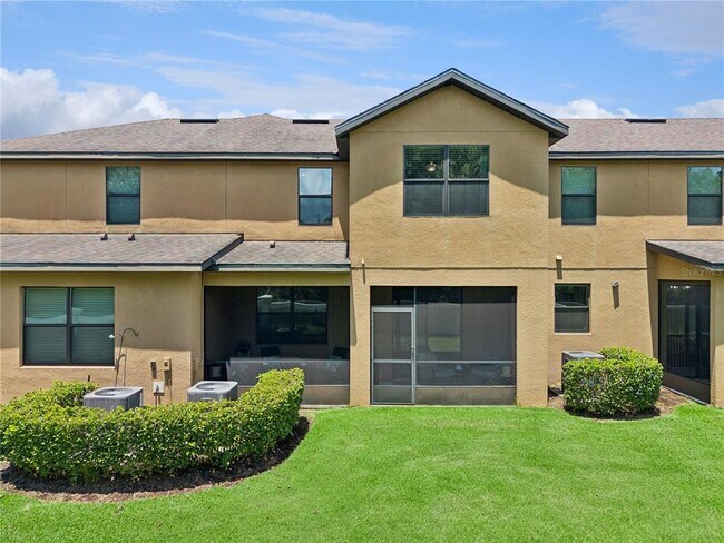 Building Photo - 2438 Seven Oaks Dr