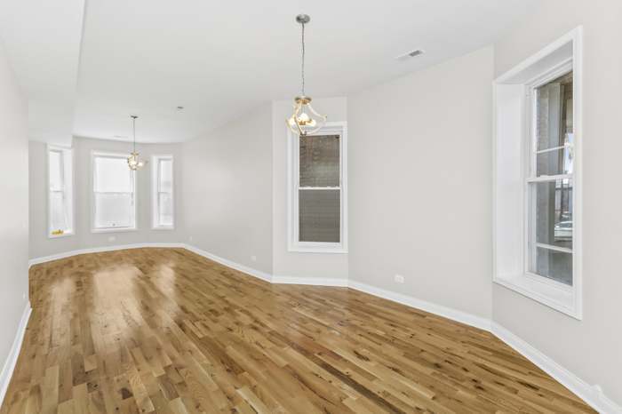 Building Photo - 6348 S Langley Ave