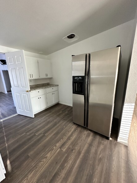 Building Photo - 72662 Sunnyslope Dr