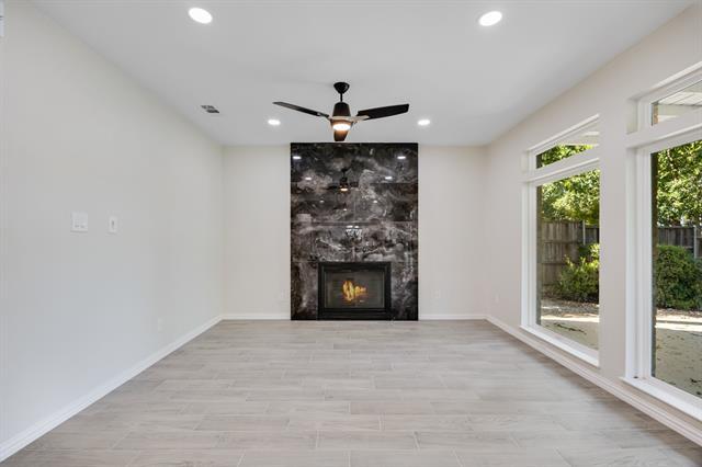Building Photo - 2325 Clearview Ct