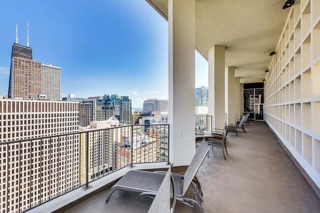 Building Photo - 535 S Michigan Ave