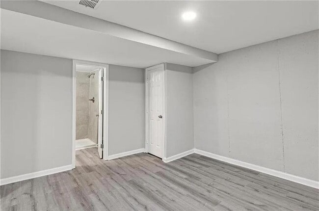 Building Photo - 2781 Jen Chris Dr