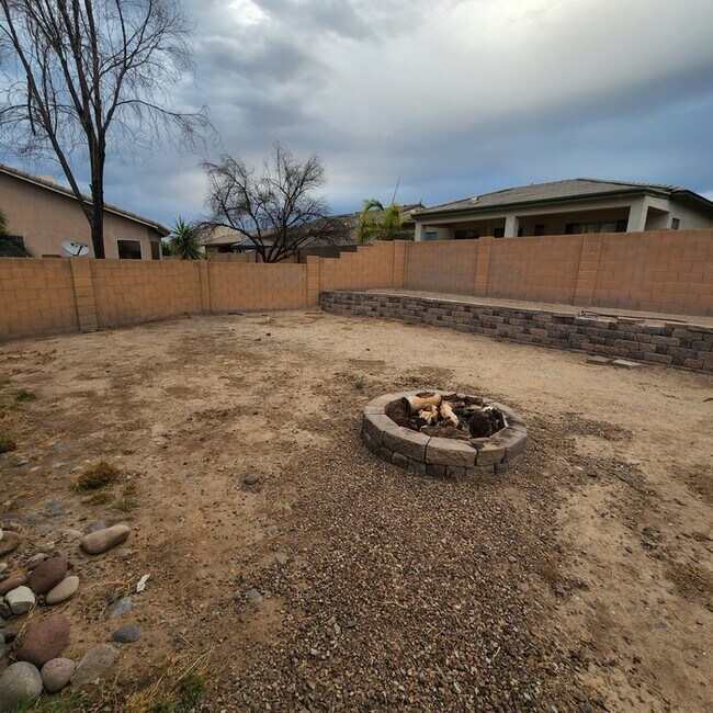 Building Photo - 7539 W Desert Crystal Ct