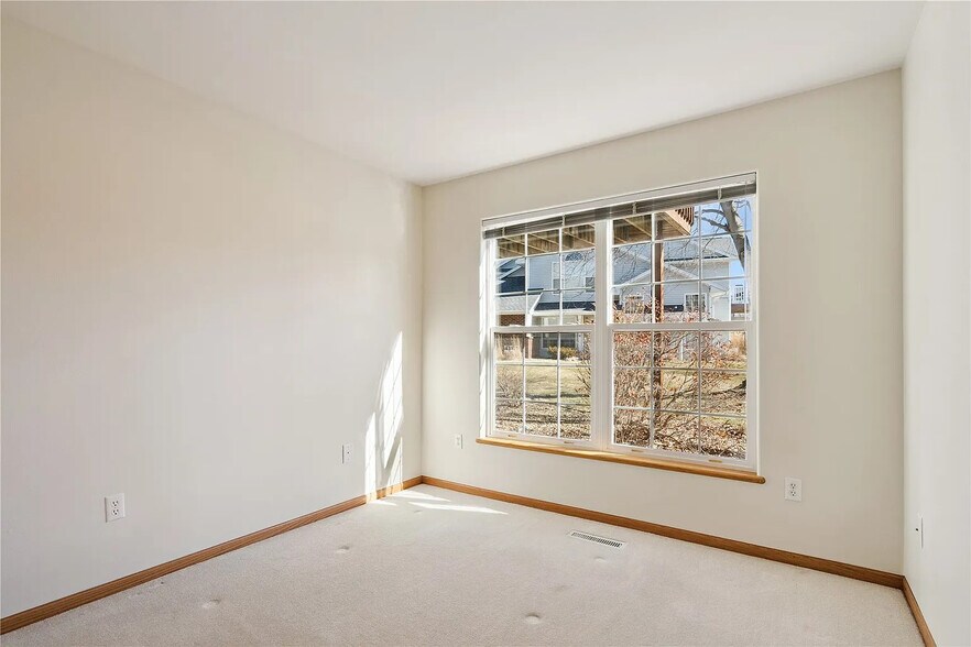 Building Photo - 1426 Crossings Ct NE