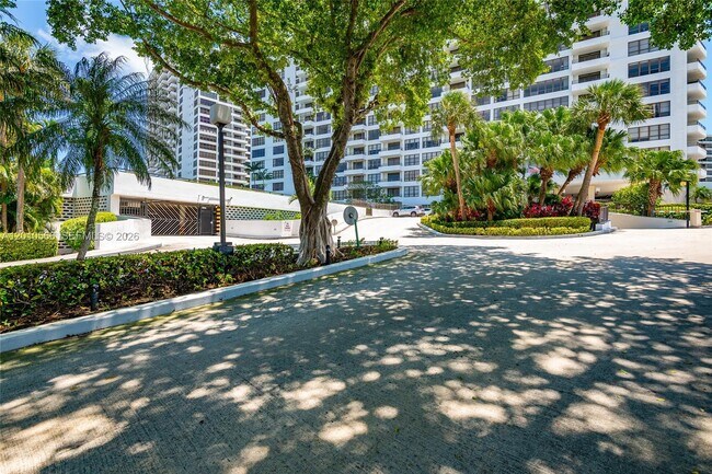 Building Photo - 600 Three Islands Boulevard