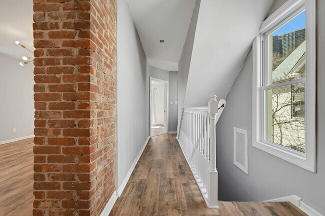 Building Photo - 30 Columbia Terrace