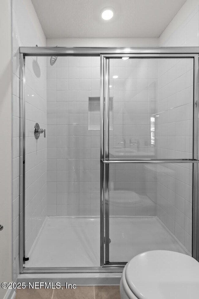 Building Photo - 125 Beach Palm Ct