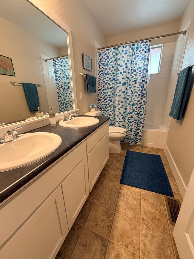 Building Photo - 9067 E 35th Ave