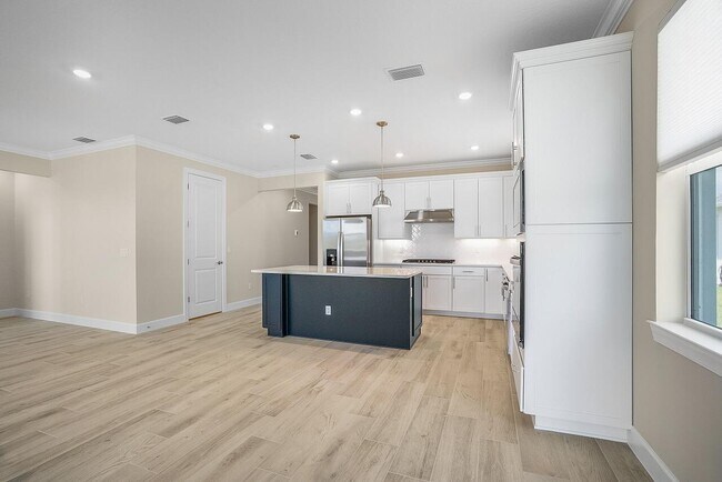 Building Photo - 8360 Beagle Ter